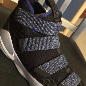 Lebron Soldier 11 Size 10